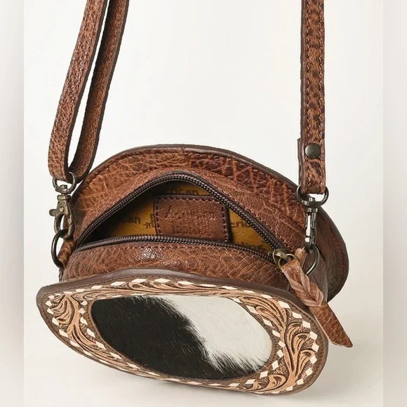 Western Bag Round Cowhide & Tooled Leather Canteen Bag On-hide Circle Bag - Picture 6 of 6